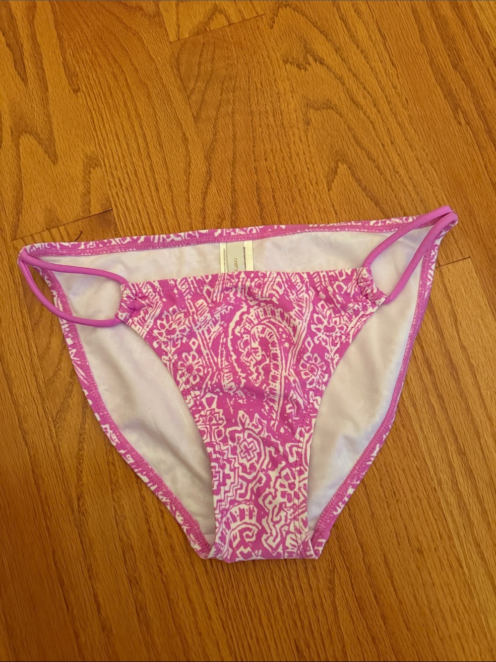 ninety five Pink Patterned Girls Bikini Bottoms Size Medium‎